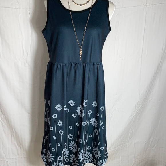 IZURIA Dresses & Skirts - NWOT. Dress by IZURIA